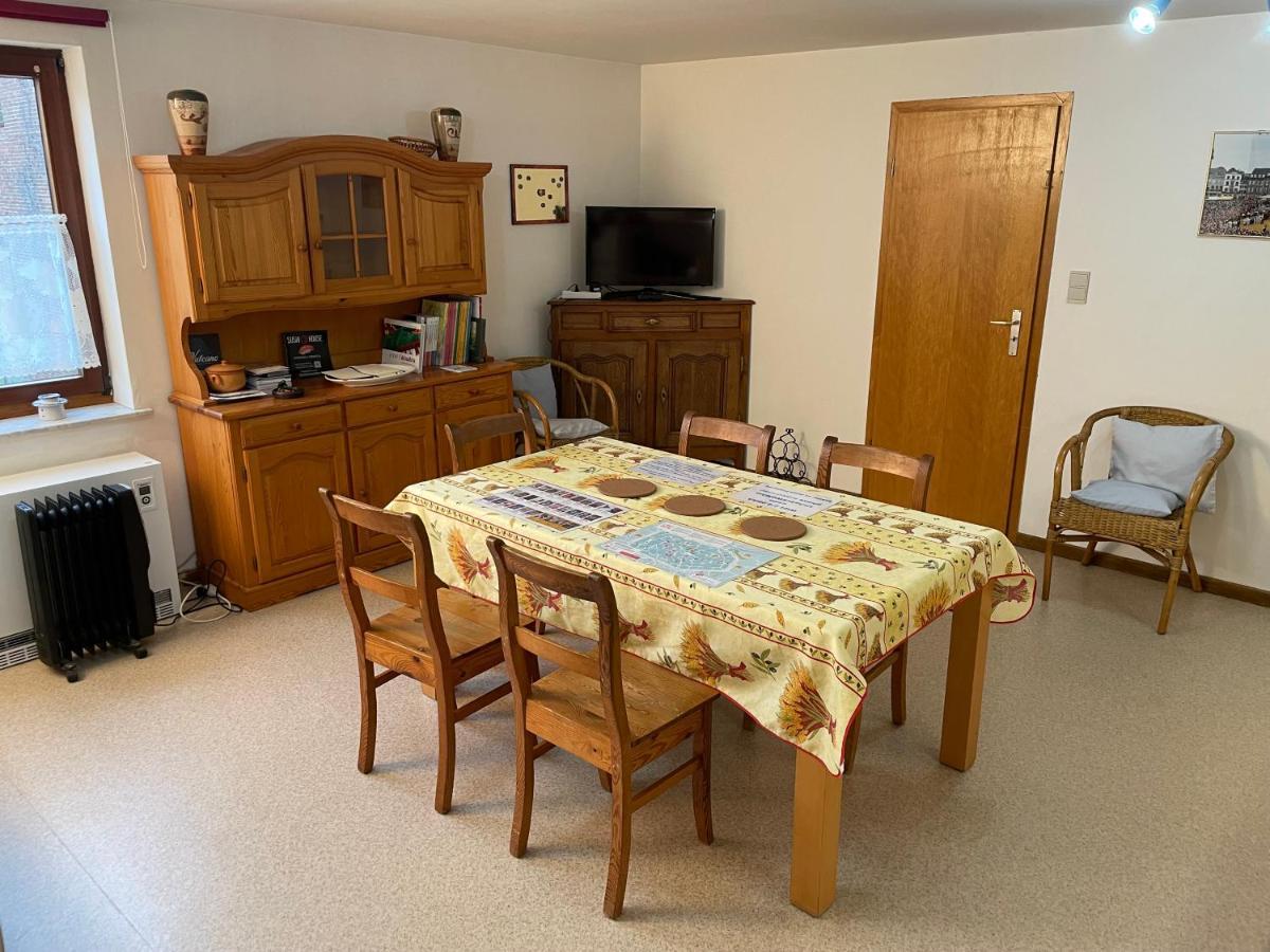 Spacieux Appartement Монс Экстерьер фото
